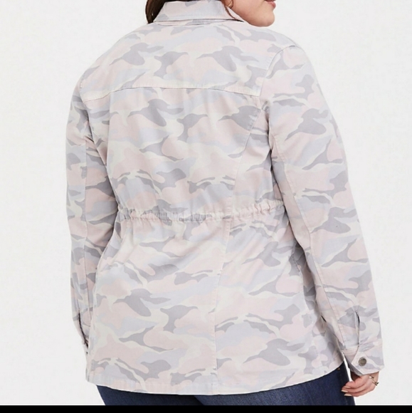 Torrid Pink/Grey Camo Twill Anorak Jacket (NWT) - Picture 4 of 4